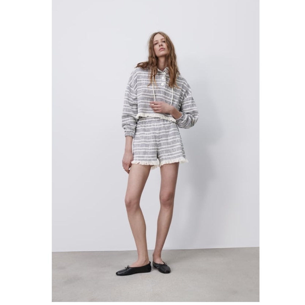Zara Elastic Cozy Beach Shorts